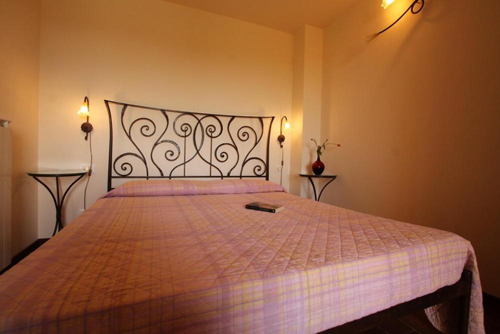 Casa Sara Con Wifi E Piscina Comune, A 2 Km Dal Mare *