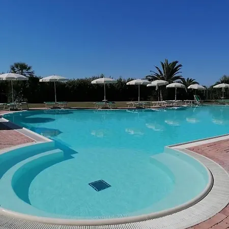Casa Sara Con Wifi E Piscina Comune, A Soli 2 Km Dal Mare Cecina  Exterior photo