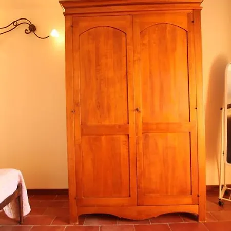 Casa Sara Con Wifi E Piscina Comune, A Soli 2 Km Dal Mare Cecina  Exterior photo
